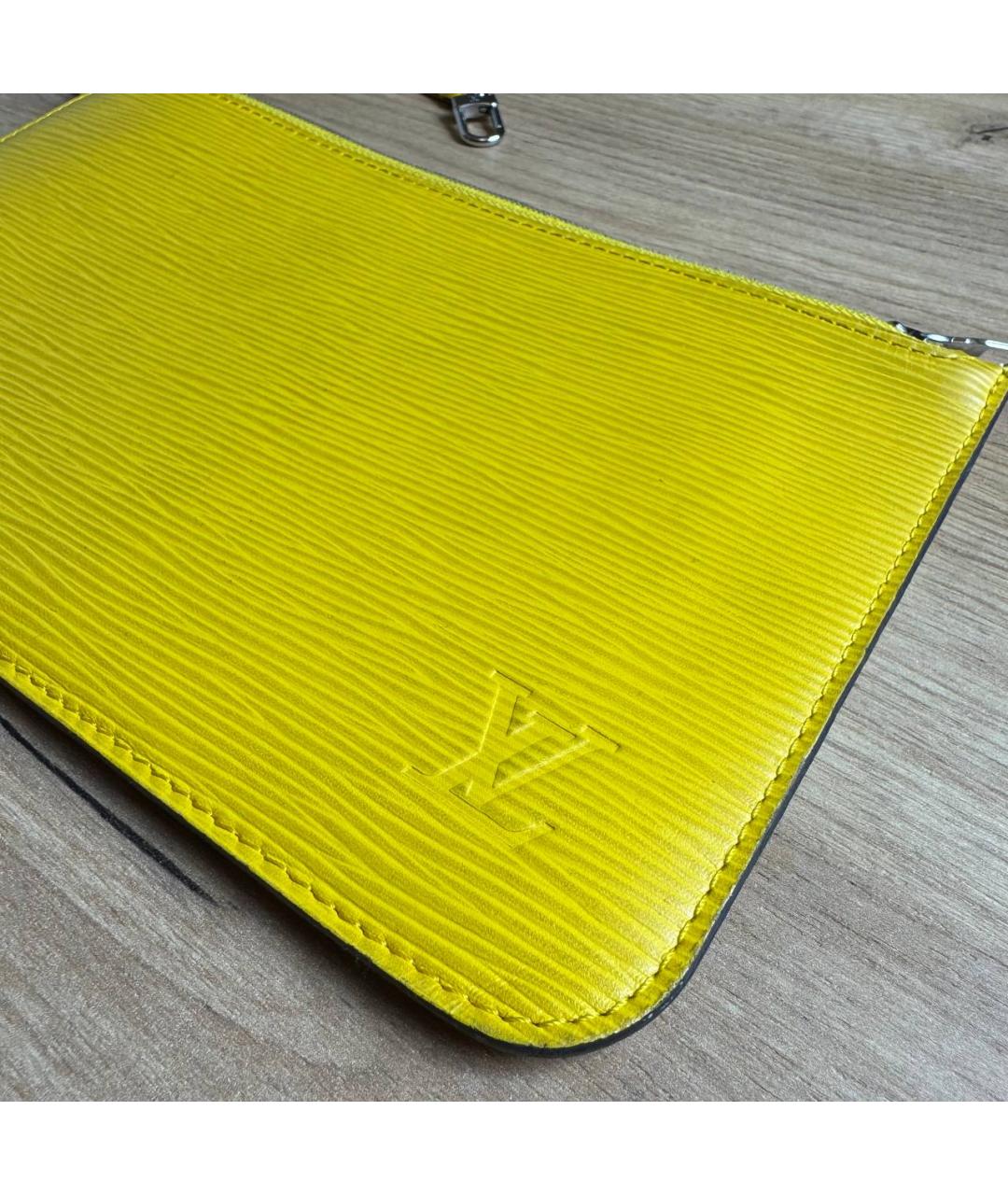 LOUIS VUITTON Желтый кожаный кошелек, фото 4
