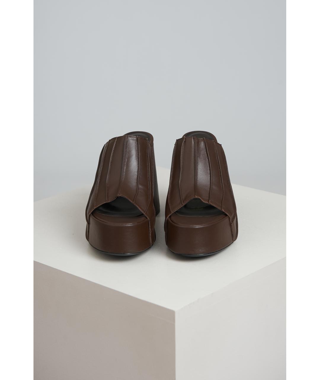 BY FAR Коричневые кожаные туфли, фото 4