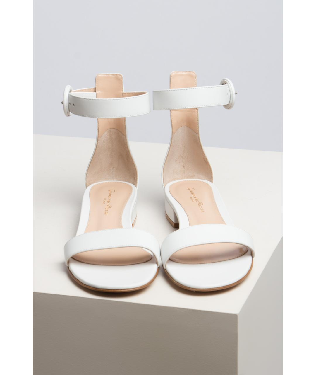 GIANVITO ROSSI Белые кожаные босоножки, фото 2