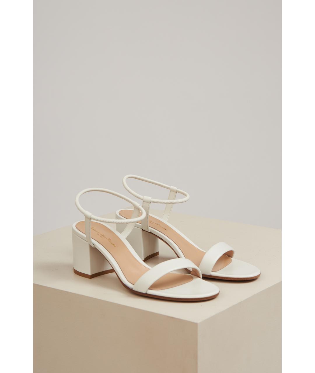 GIANVITO ROSSI Белые кожаные босоножки, фото 6