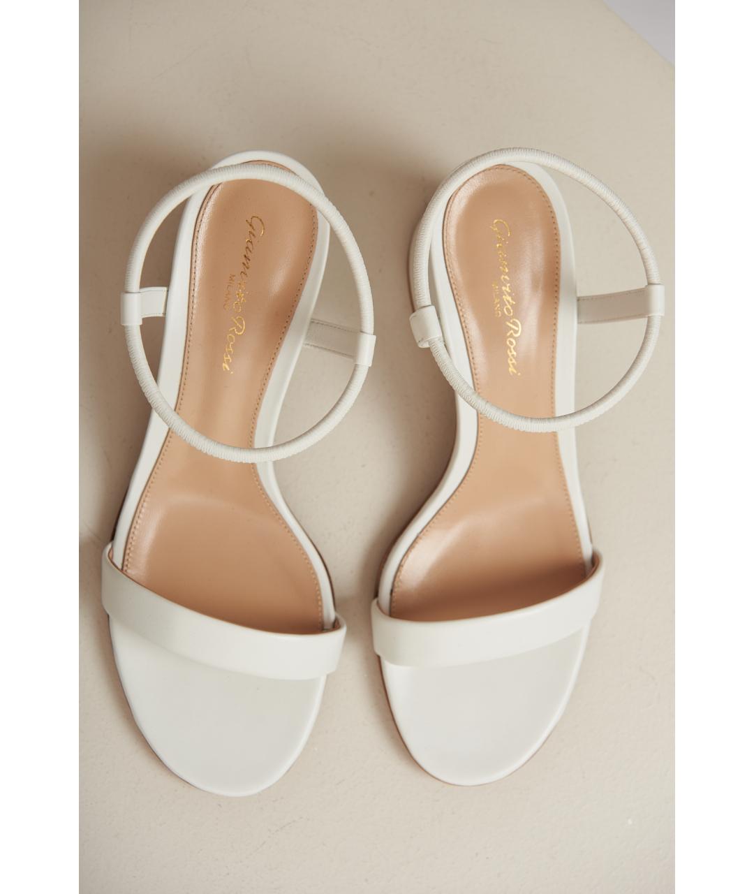 GIANVITO ROSSI Белые кожаные босоножки, фото 5