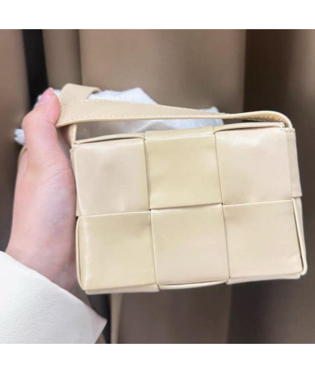 BOTTEGA VENETA Бежевая кожаная сумка через плечо, фото 2