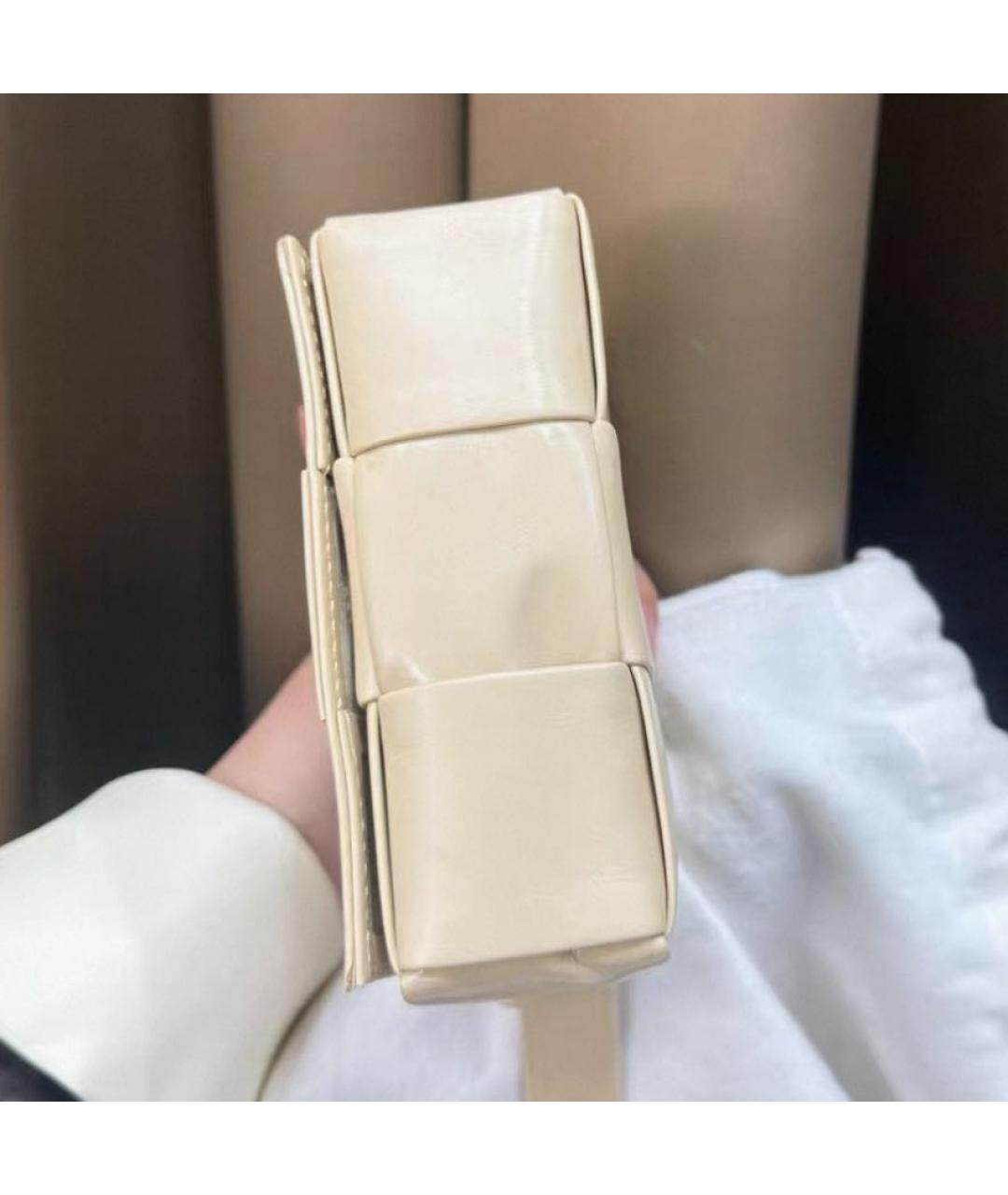 BOTTEGA VENETA Бежевая кожаная сумка через плечо, фото 3