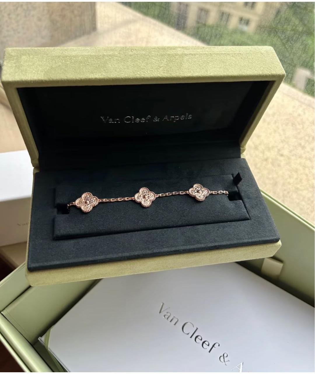 VAN CLEEF & ARPELS Коралловый браслет из розового золота, фото 3