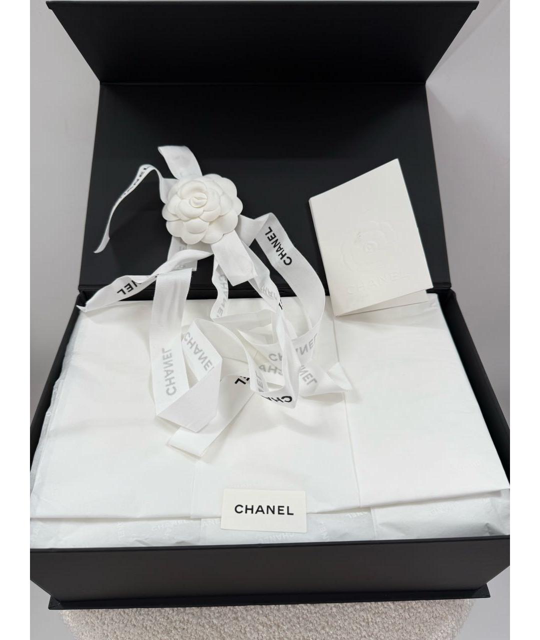 CHANEL Черная кожаная сумка с короткими ручками, фото 6