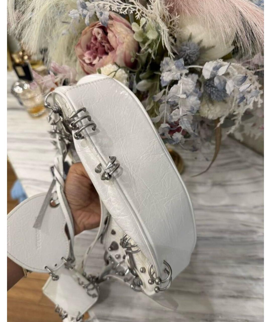 BALENCIAGA Белая сумка через плечо из лакированной кожи, фото 7
