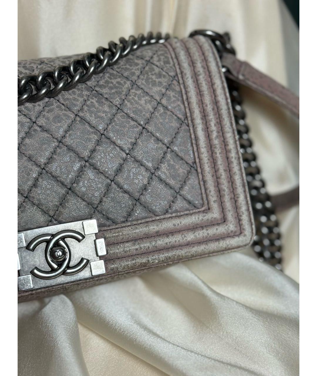 CHANEL Серая кожаная сумка через плечо, фото 3