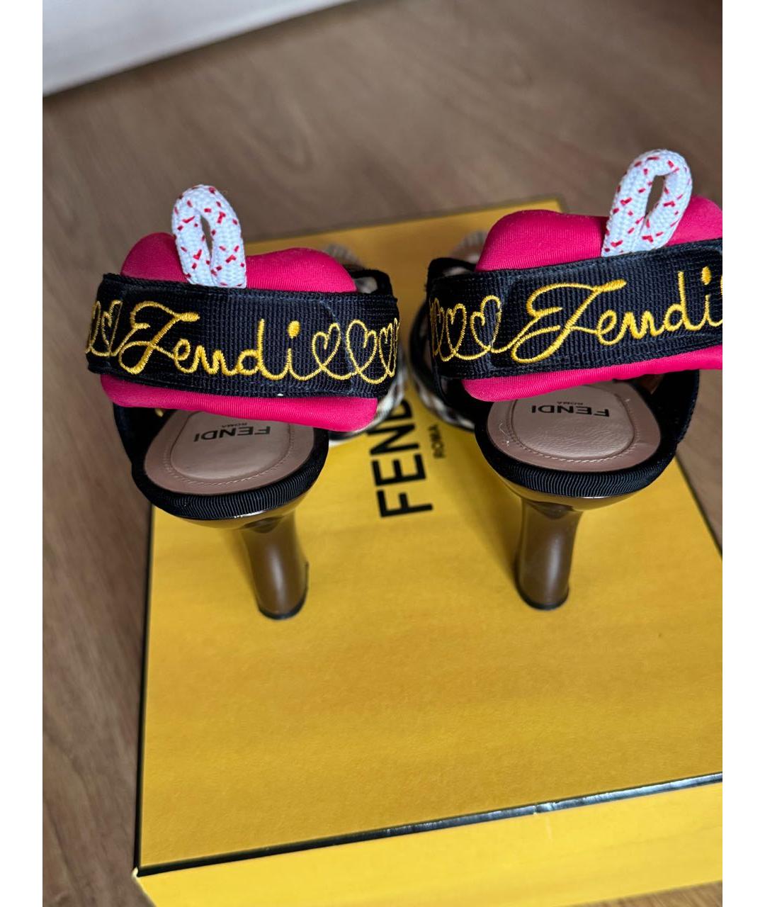 FENDI Коричневые текстильные туфли, фото 3