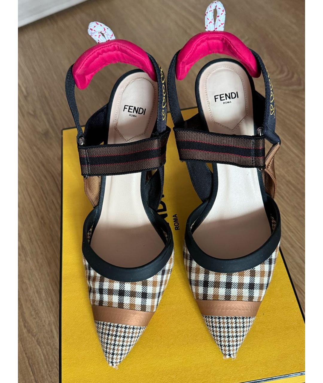 FENDI Коричневые текстильные туфли, фото 2