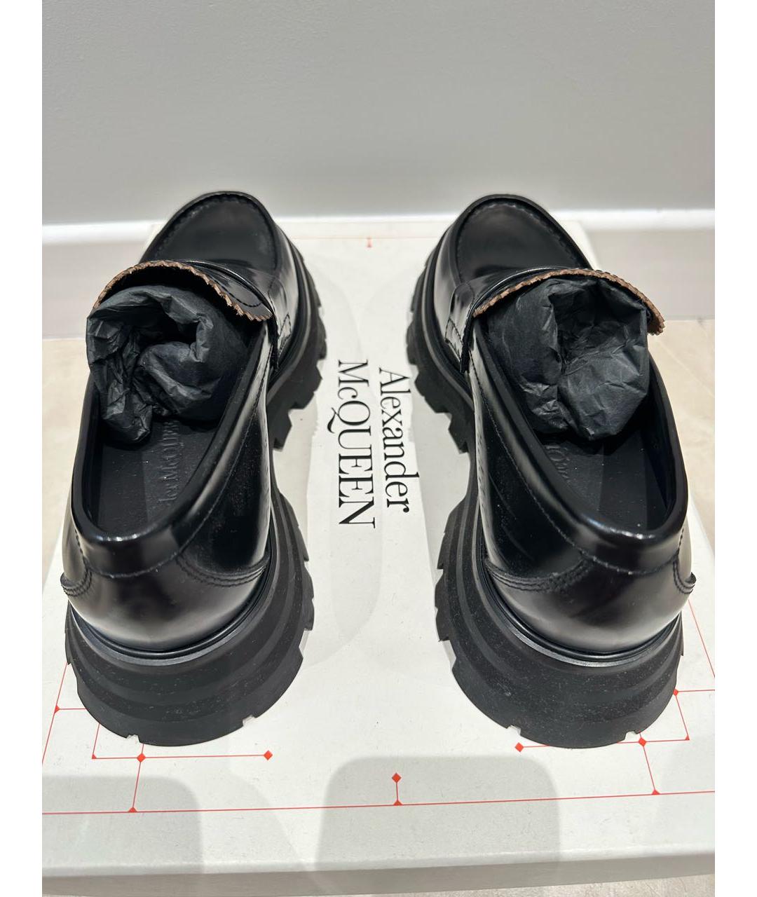 ALEXANDER MCQUEEN Черные брогги и оксфорды из лакированной кожи, фото 3