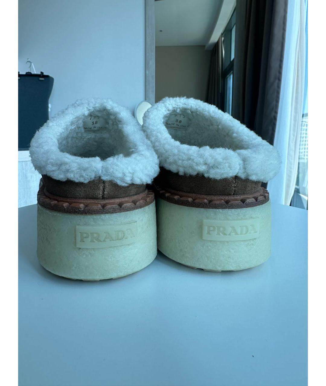 PRADA Коричневые замшевые сабо, фото 4