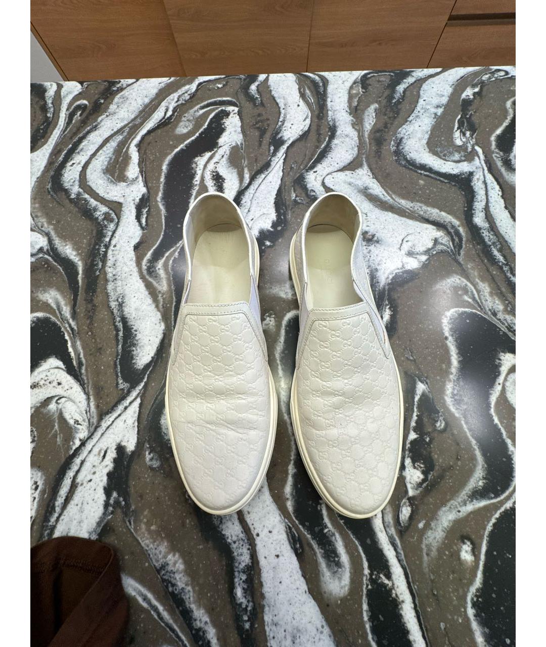 GUCCI Белые кожаные слипоны, фото 3