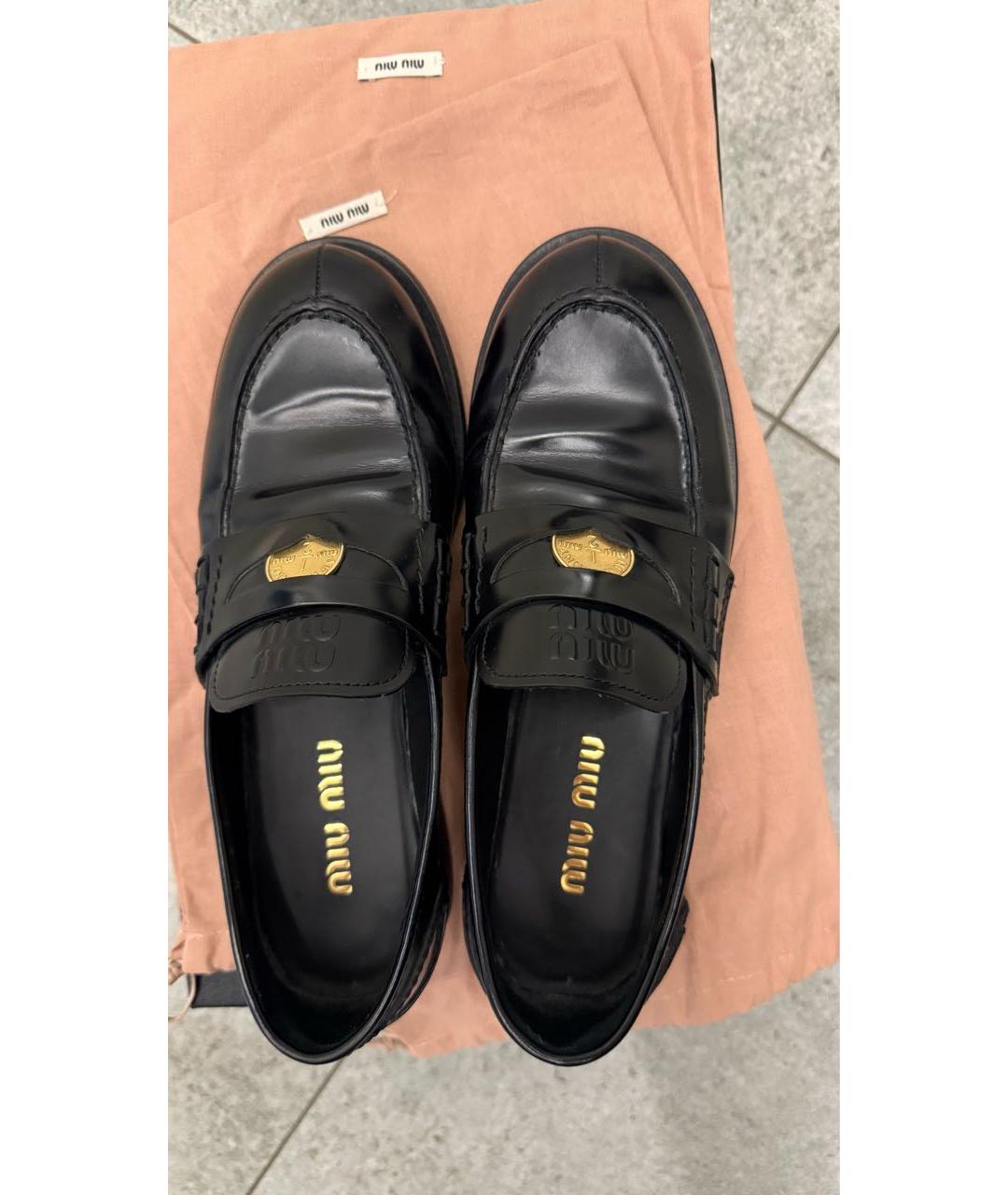 MIU MIU Черные лоферы из лакированной кожи, фото 3