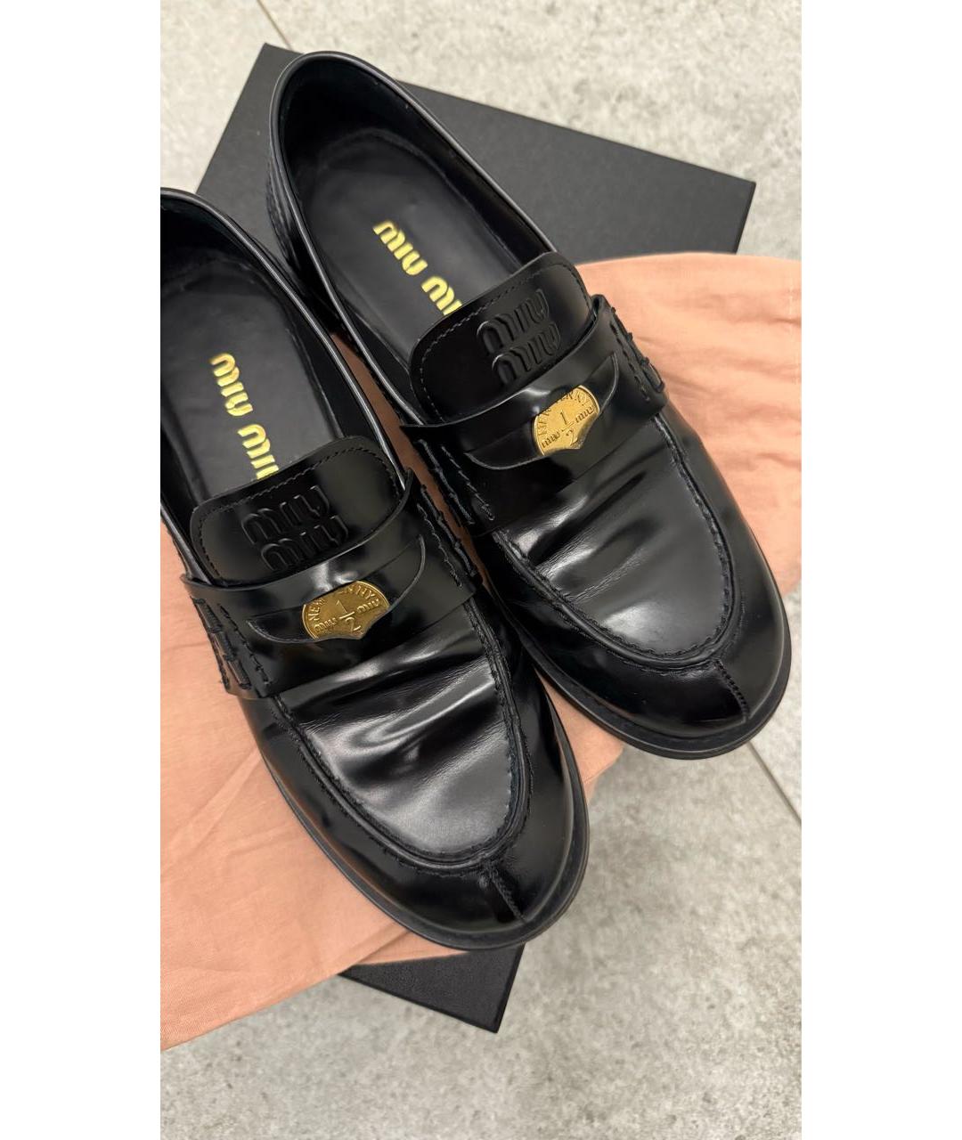 MIU MIU Черные лоферы из лакированной кожи, фото 7