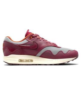 NIKE Низкие кроссовки / кеды
