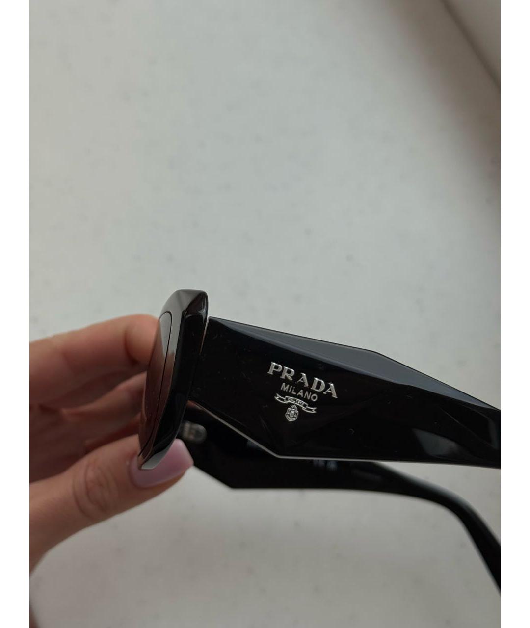 PRADA Черные пластиковые солнцезащитные очки, фото 3