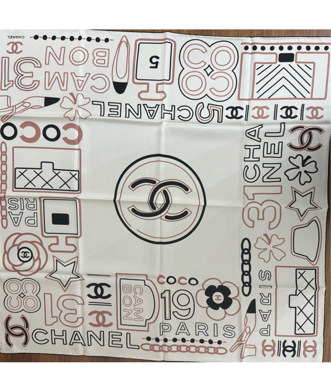 CHANEL Бежевый шелковый платок, фото 5