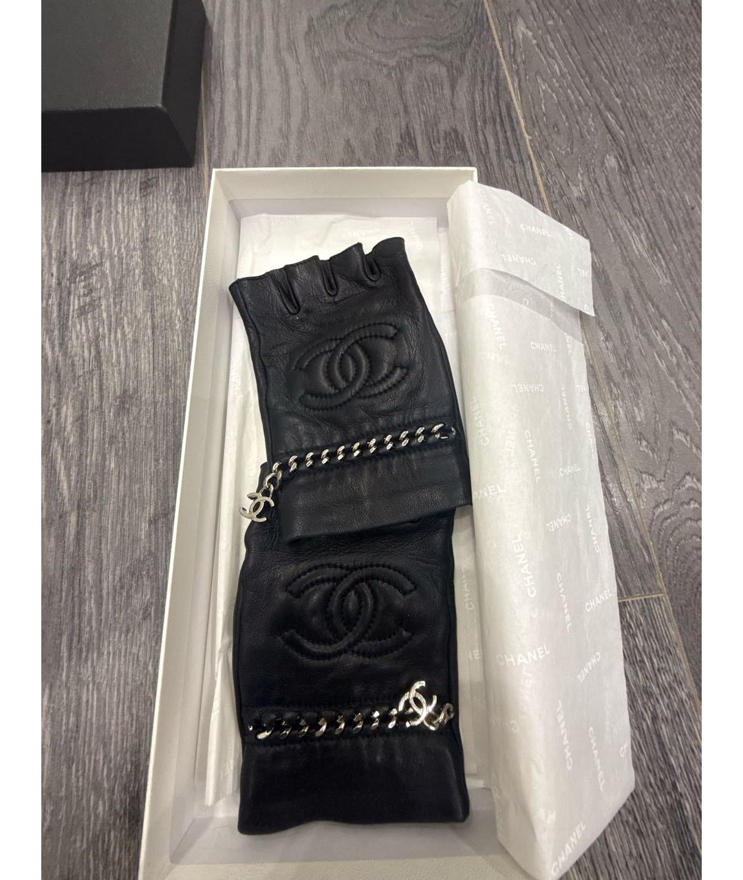 CHANEL Черные кожаные митенки, фото 4