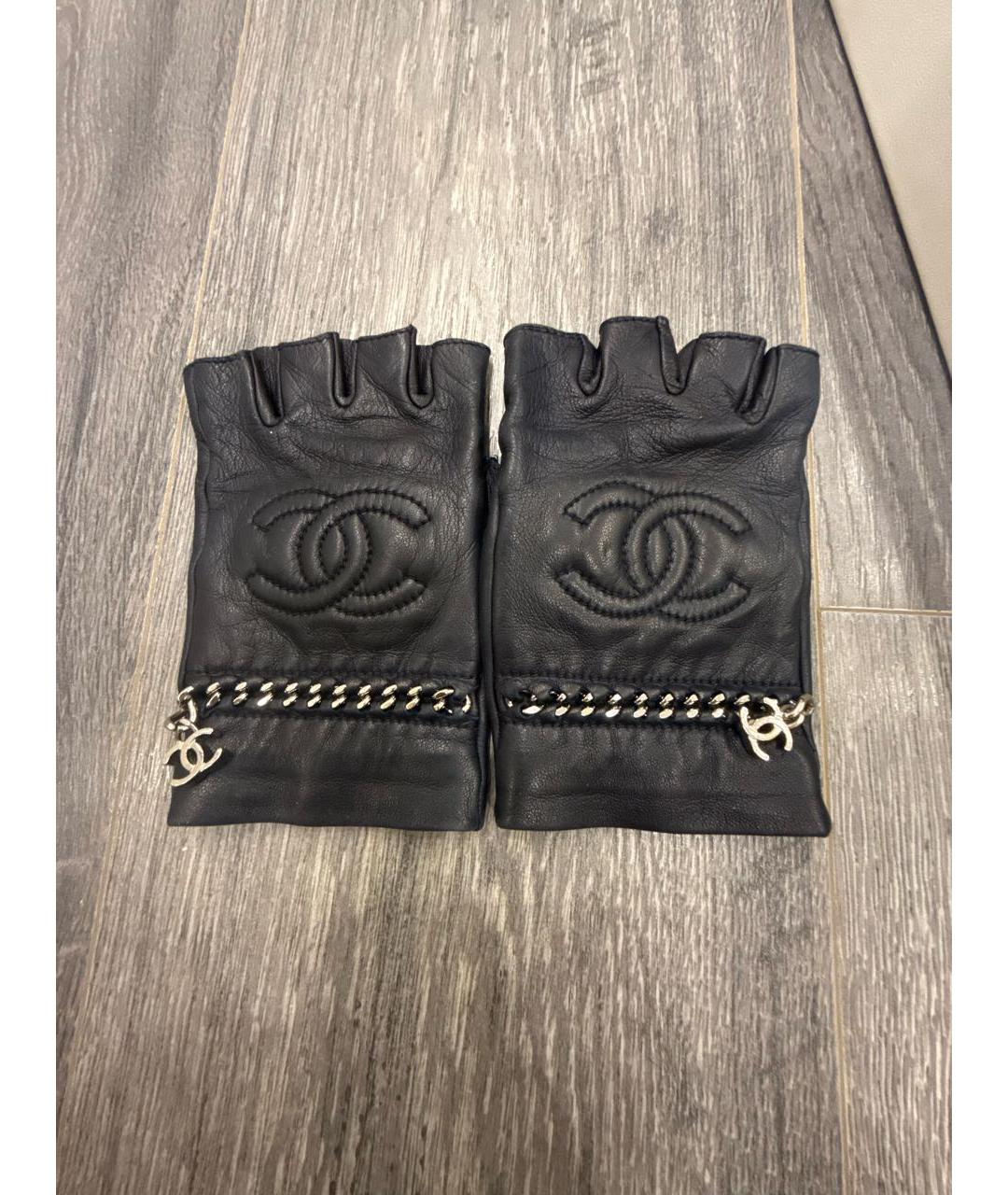 CHANEL Черные кожаные митенки, фото 3