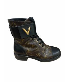 LOUIS VUITTON Ботинки