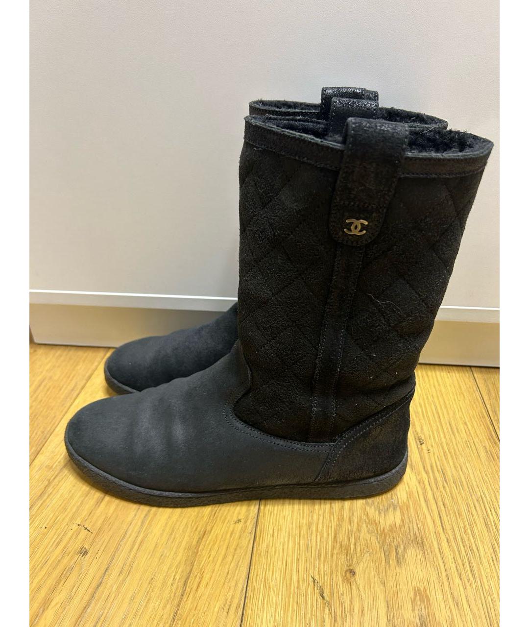 CHANEL Черные кожаные сапоги, фото 6