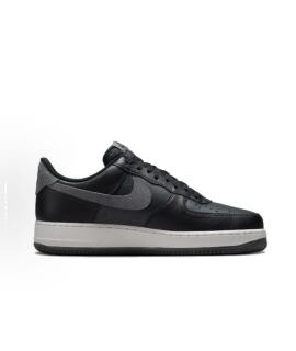NIKE Низкие кроссовки / кеды