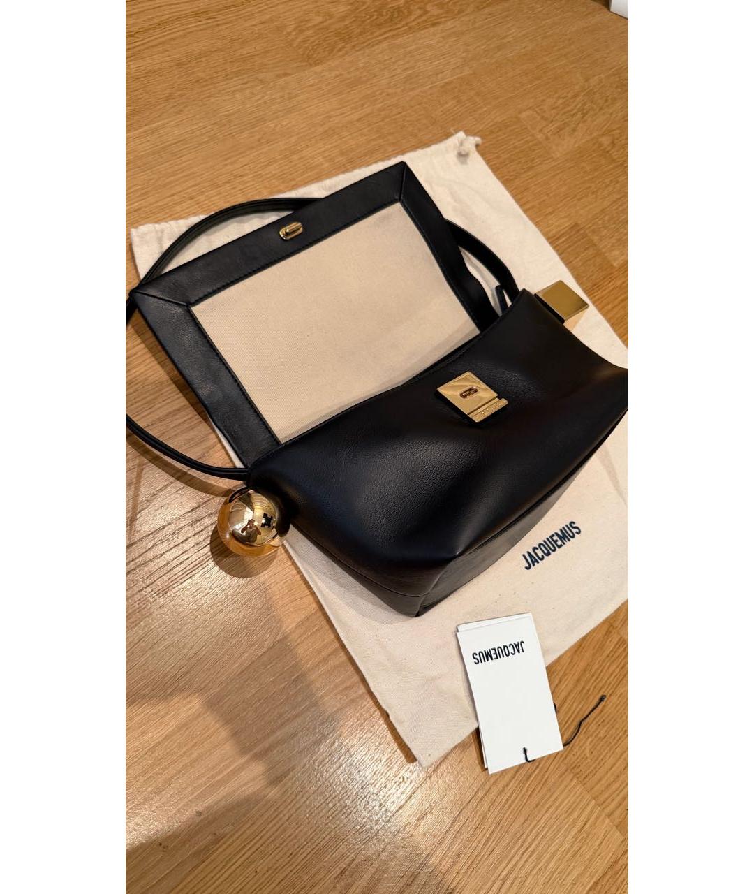 JACQUEMUS Черная кожаная сумка с короткими ручками, фото 6