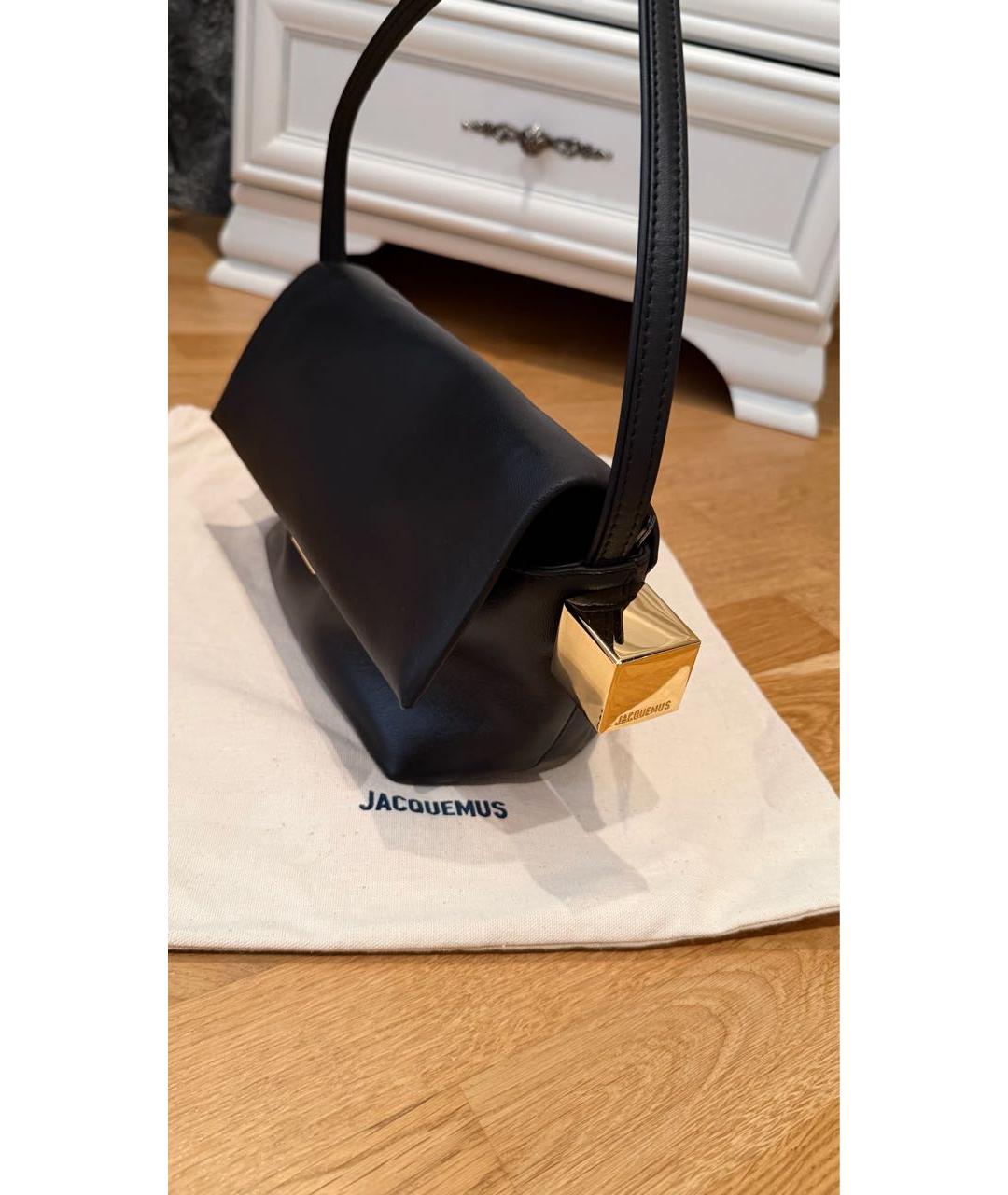 JACQUEMUS Черная кожаная сумка с короткими ручками, фото 4