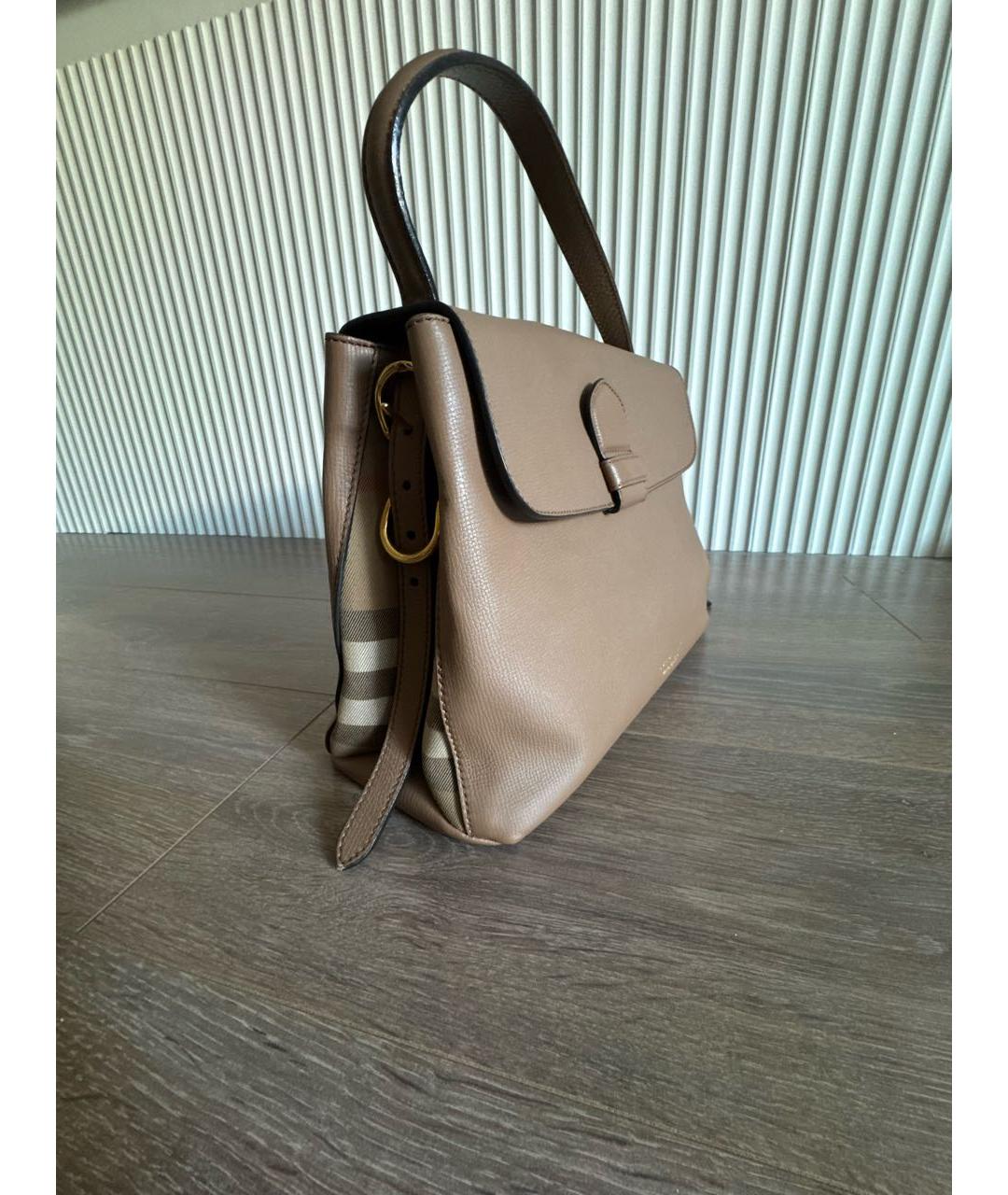 BURBERRY Бежевая кожаная сумка с короткими ручками, фото 2