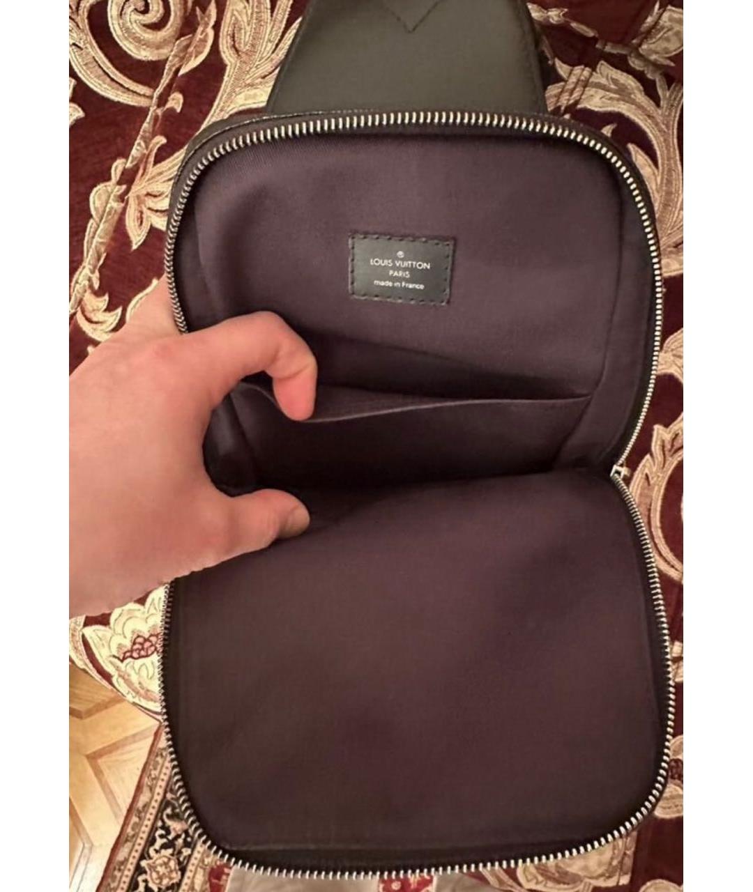 LOUIS VUITTON Черная кожаная сумка на плечо, фото 4