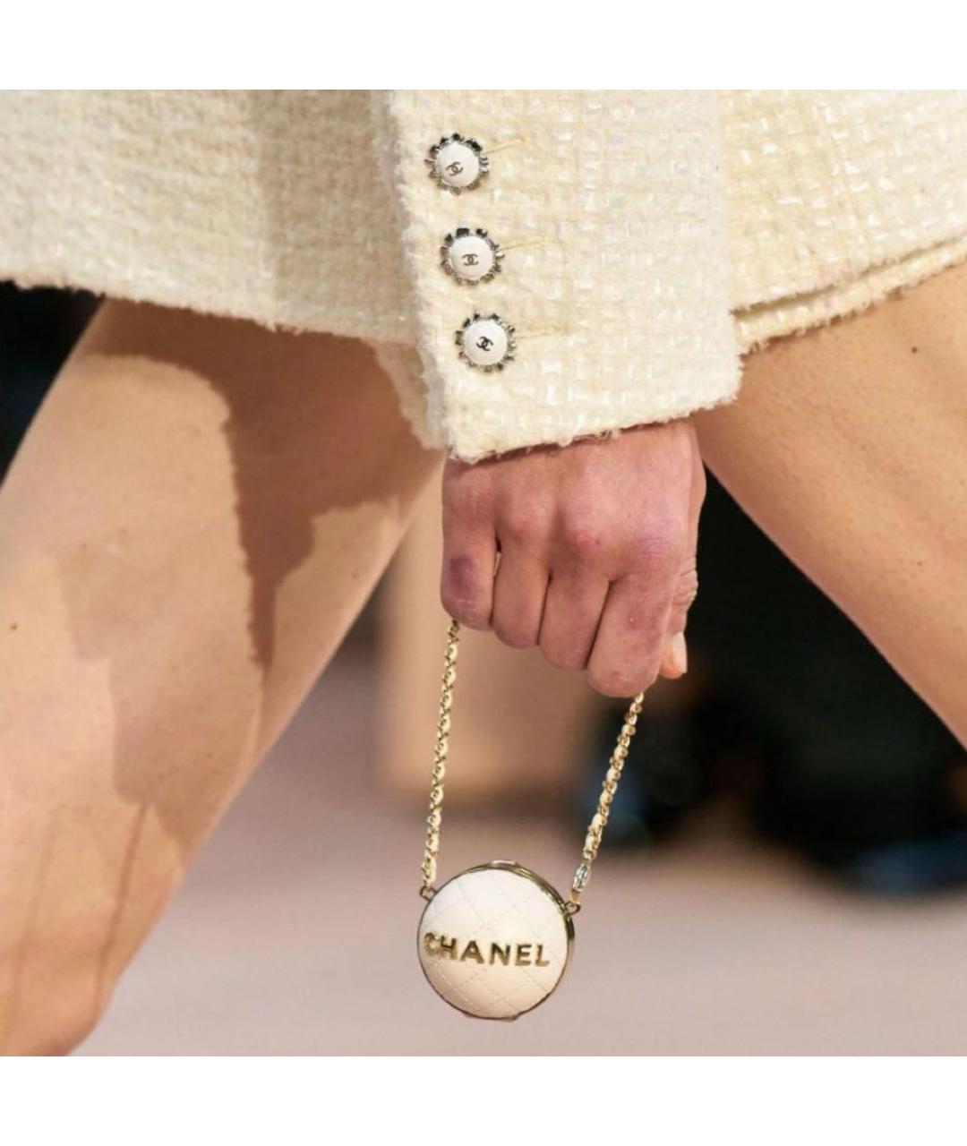 CHANEL Белая кожаная сумка через плечо, фото 4