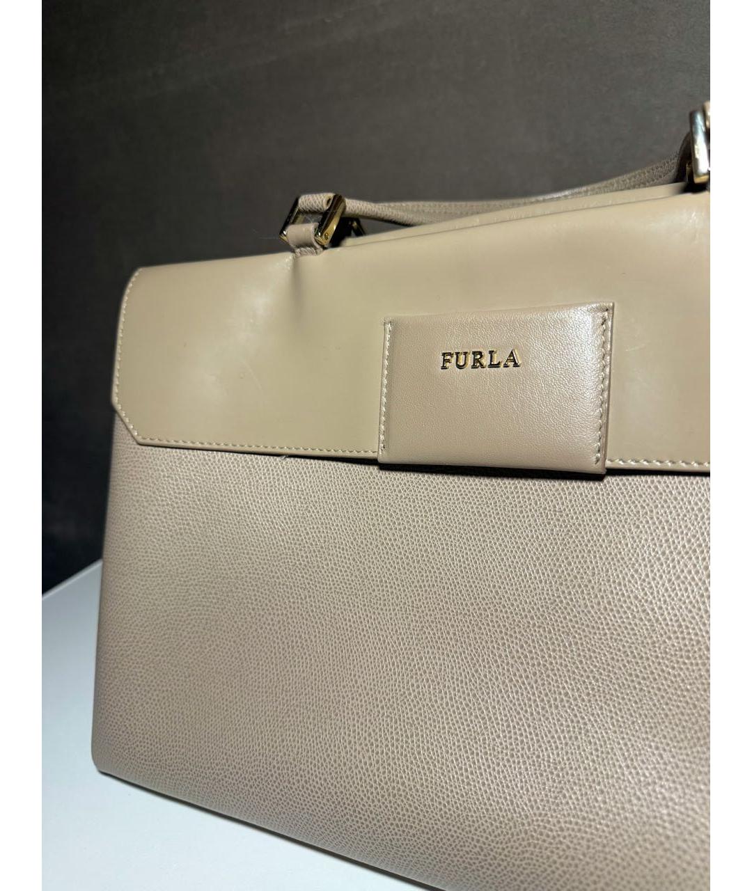 FURLA Бежевая кожаная сумка с короткими ручками, фото 6