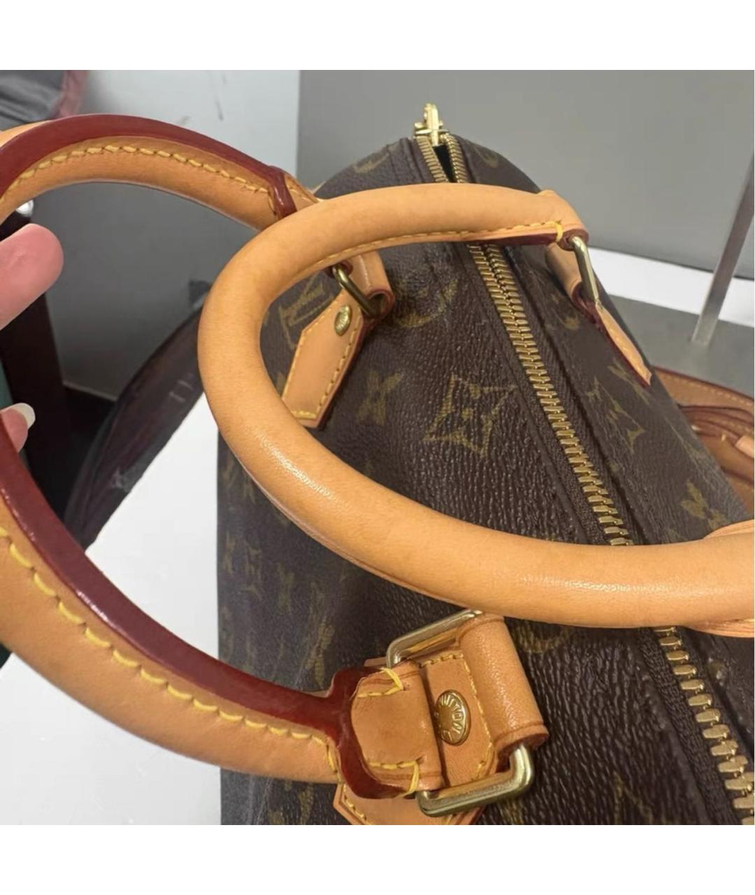 LOUIS VUITTON Коричневая кожаная сумка через плечо, фото 5