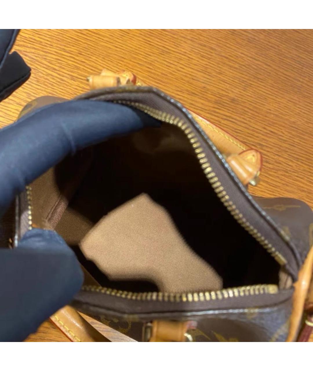 LOUIS VUITTON Коричневая кожаная сумка через плечо, фото 8