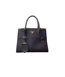 PRADA Сумка через плечо