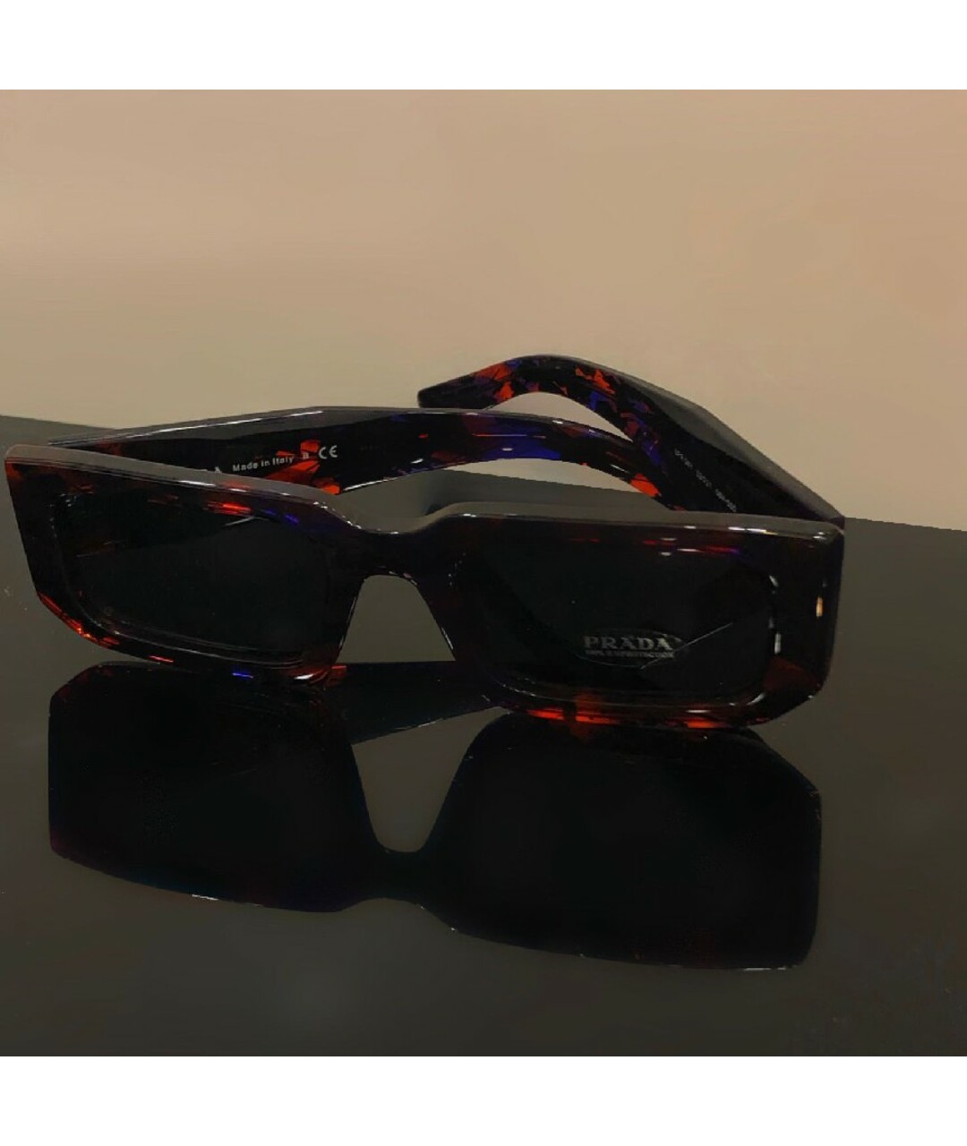 PRADA Красные пластиковые солнцезащитные очки, фото 8