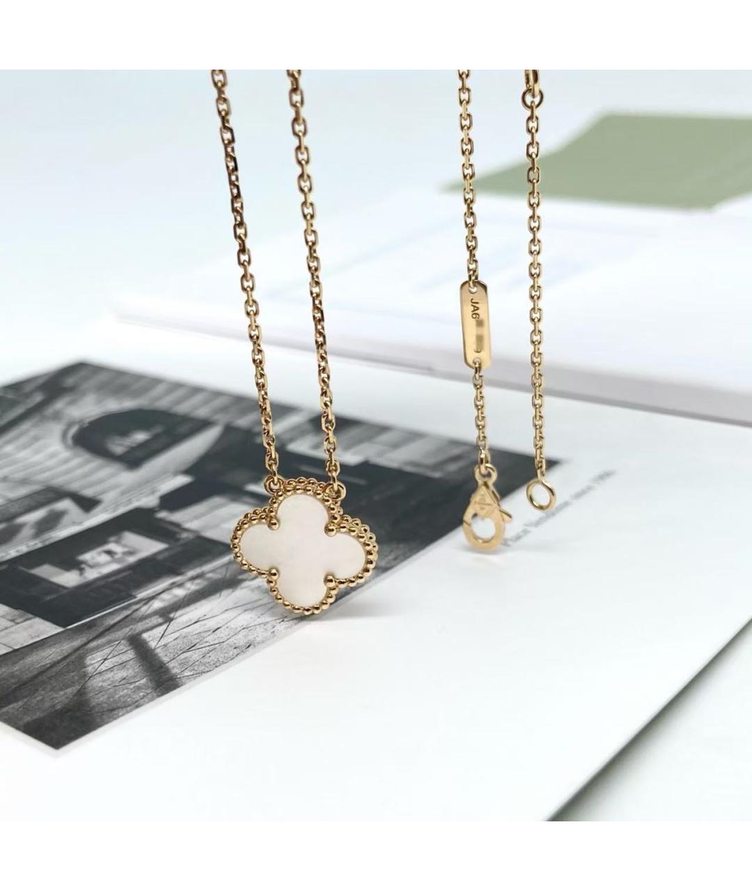VAN CLEEF & ARPELS Золотое колье из желтого золота, фото 3