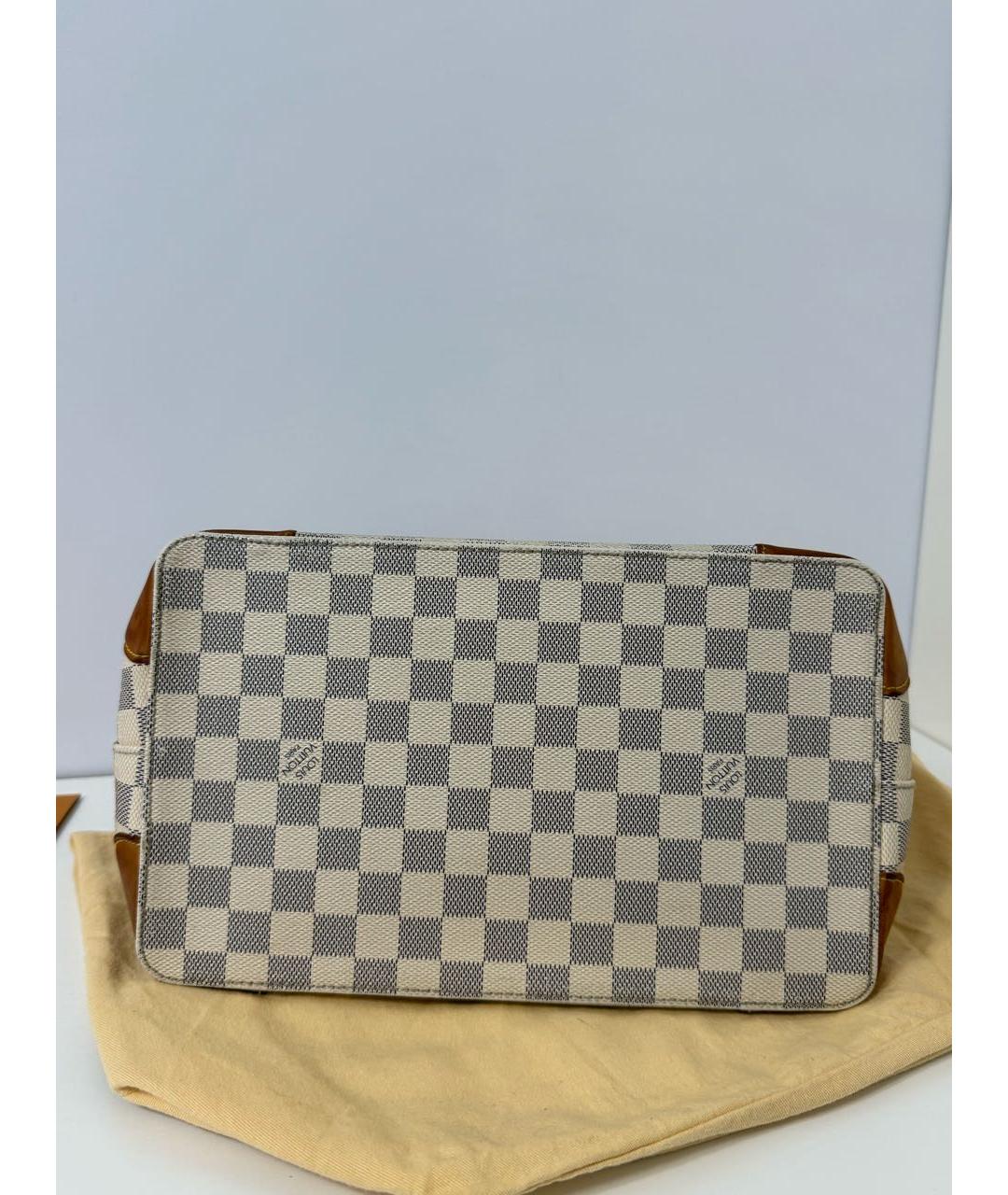LOUIS VUITTON Белая кожаная сумка с короткими ручками, фото 7