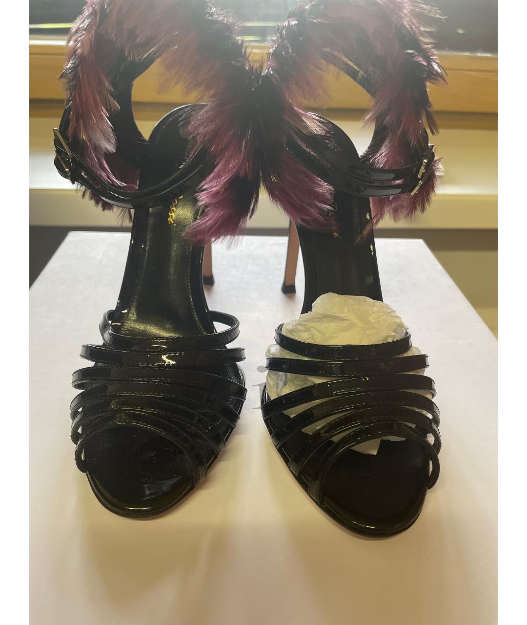 GIANVITO ROSSI Черные босоножки из лакированной кожи, фото 2