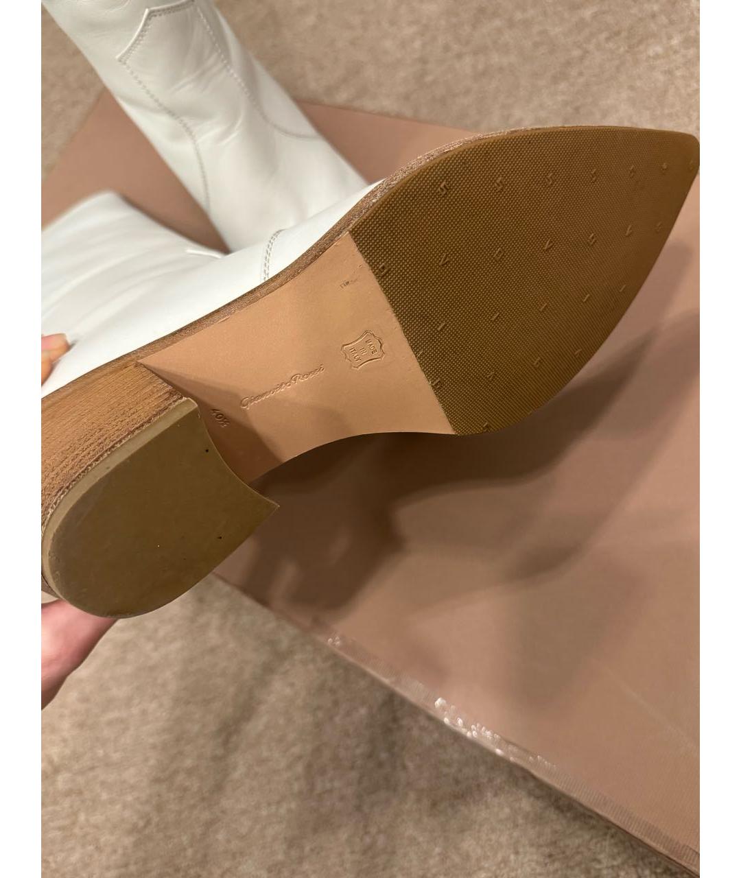 GIANVITO ROSSI Белые кожаные сапоги, фото 5