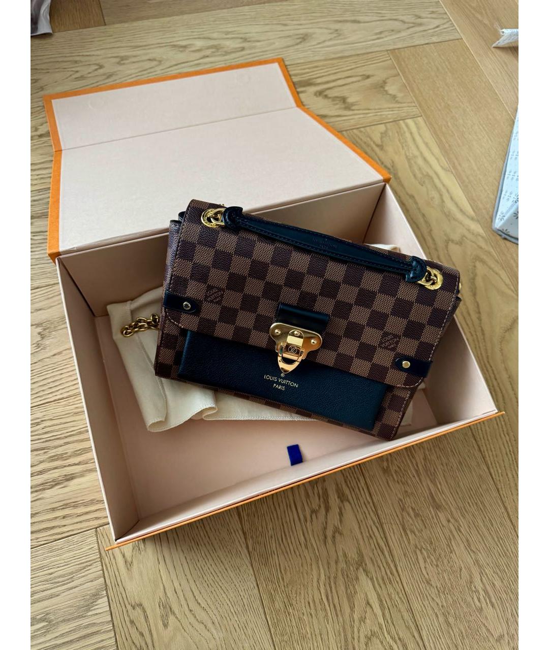 LOUIS VUITTON Коричневая кожаная сумка через плечо, фото 2
