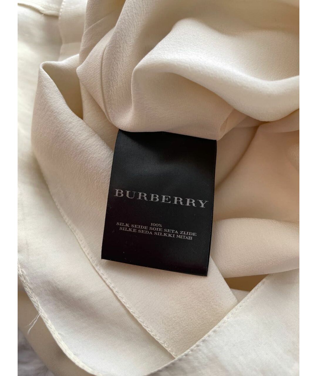 BURBERRY Белое шелковое коктейльное платье, фото 8