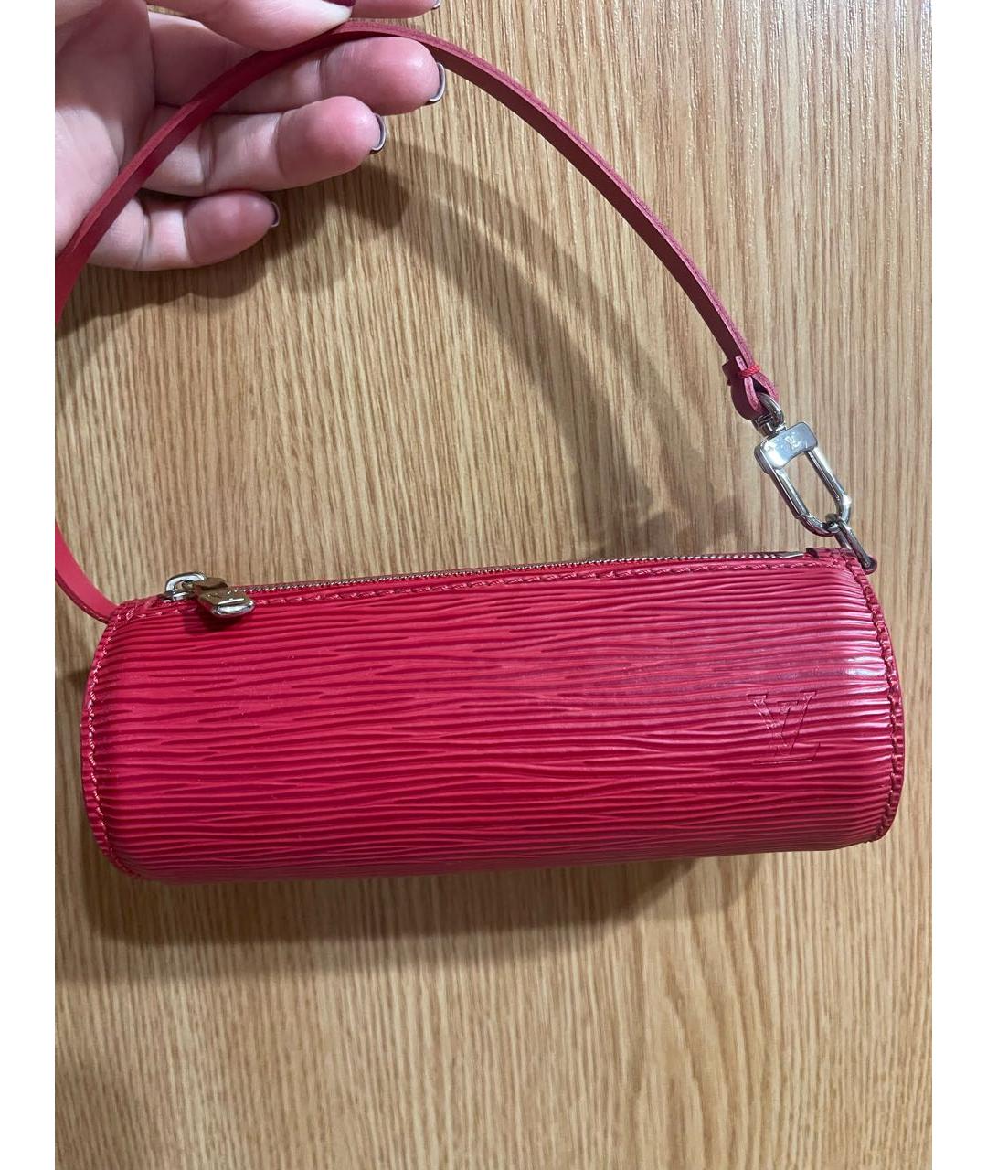 LOUIS VUITTON Красная кожаная косметичка, фото 2