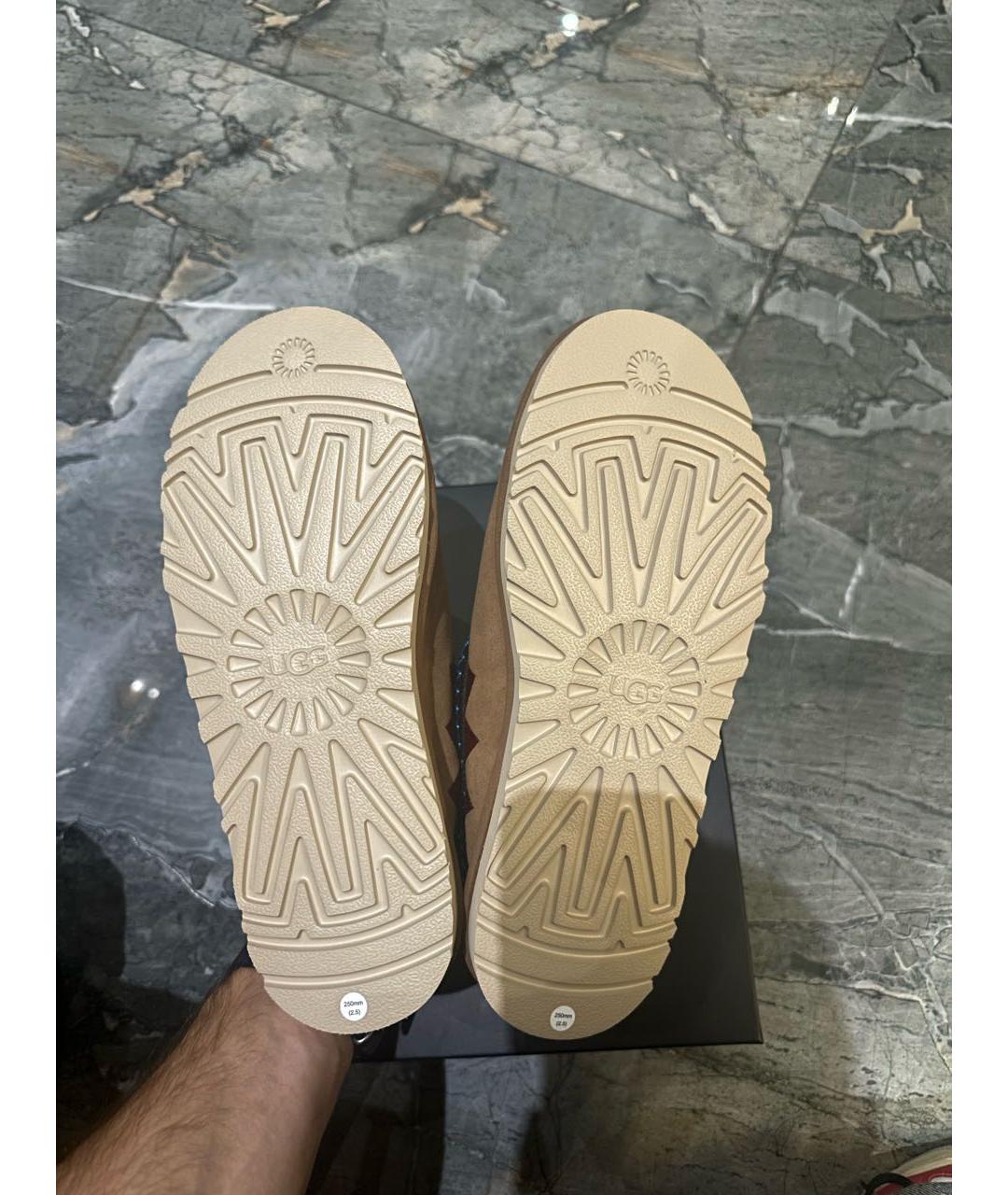 UGG AUSTRALIA Коричневые замшевые сабо, фото 5
