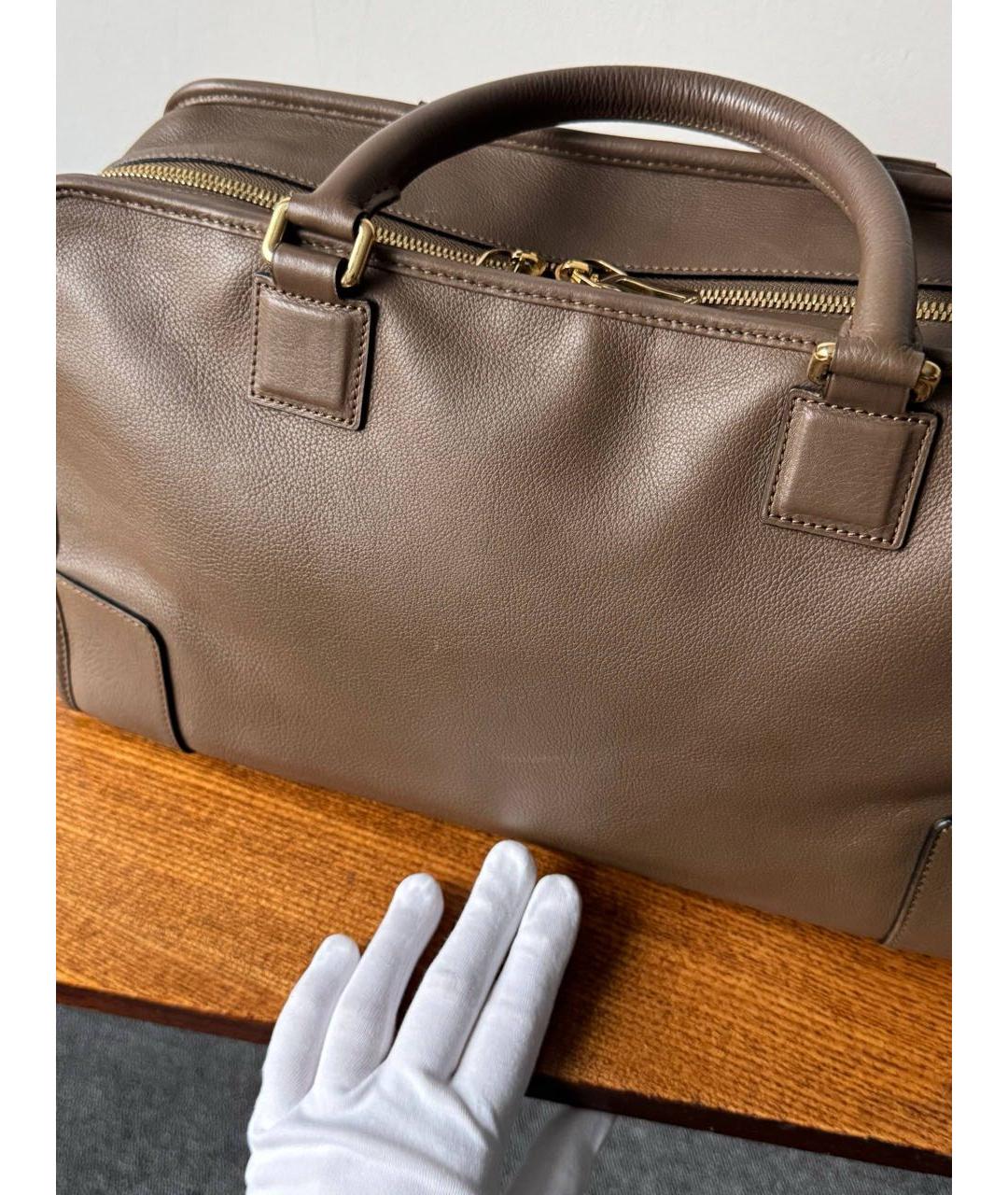 LOEWE Коричневая кожаная сумка с короткими ручками, фото 6