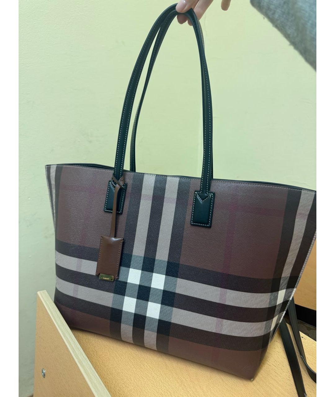BURBERRY Коричневая кожаная сумка тоут, фото 2