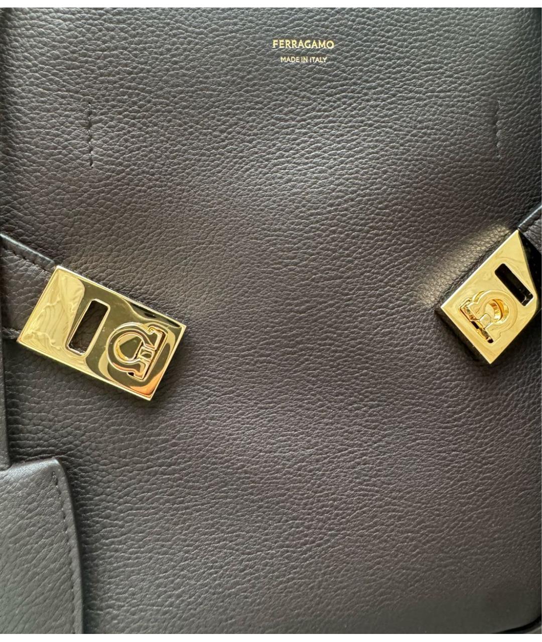FERRAGAMO Коричневая кожаная сумка через плечо, фото 6