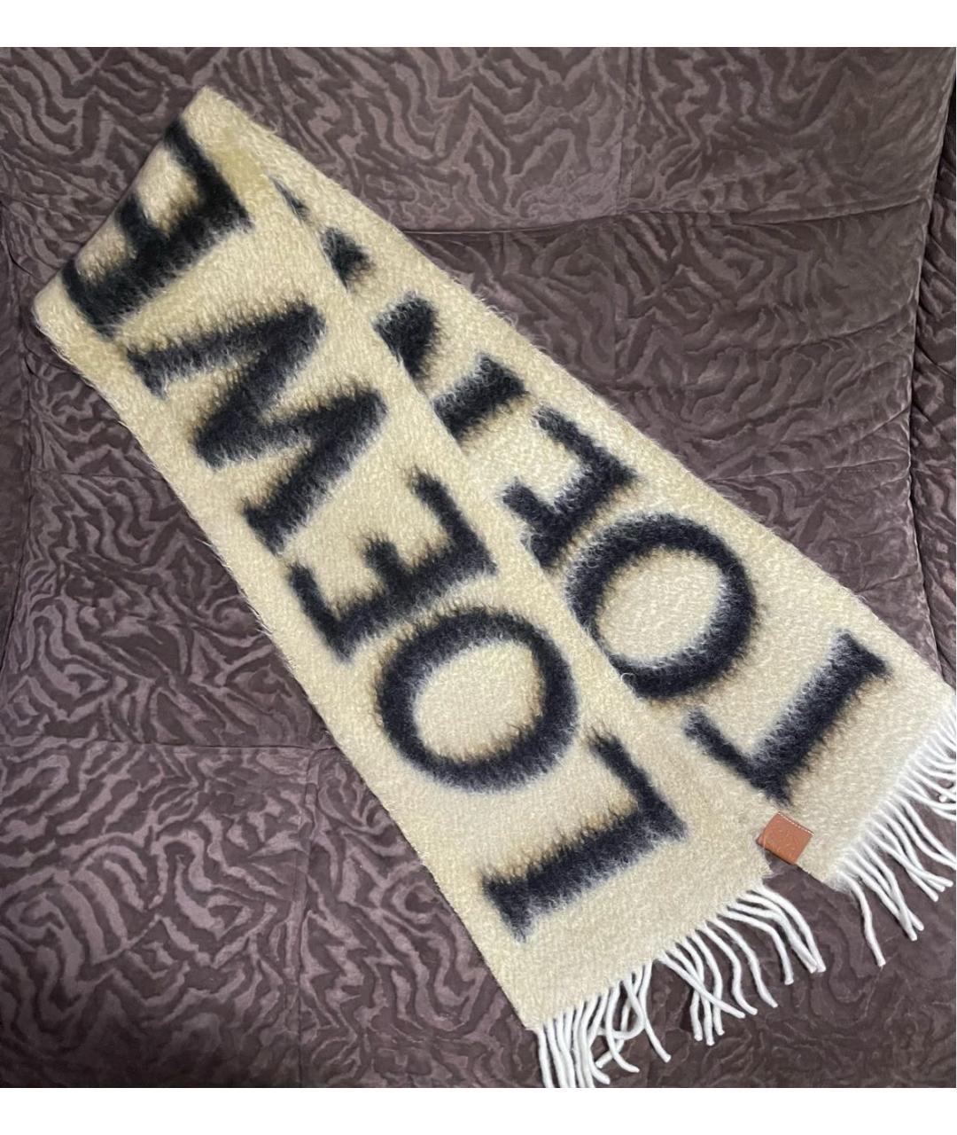 LOEWE Бежевый шарф, фото 5