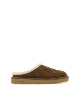 FENDI Шлепанцы