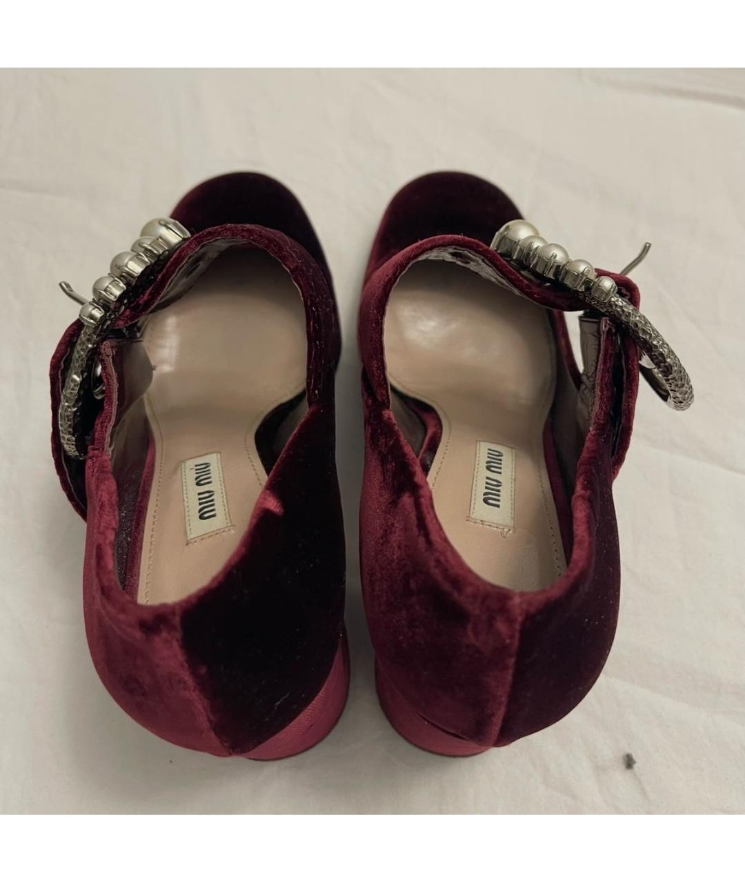 MIU MIU Бордовые бархатные туфли, фото 3